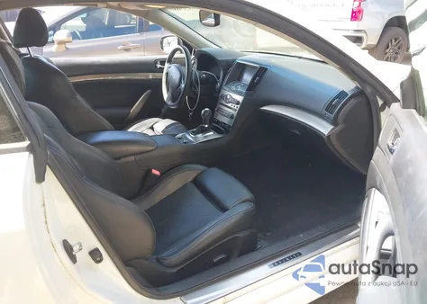 2011 Infiniti G37 Journey z USA, uszkodzony, nr VIN JN1CV6EK6BM212606